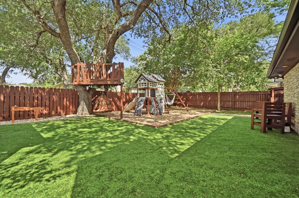 303 Pin Oak Dr - Photo 31