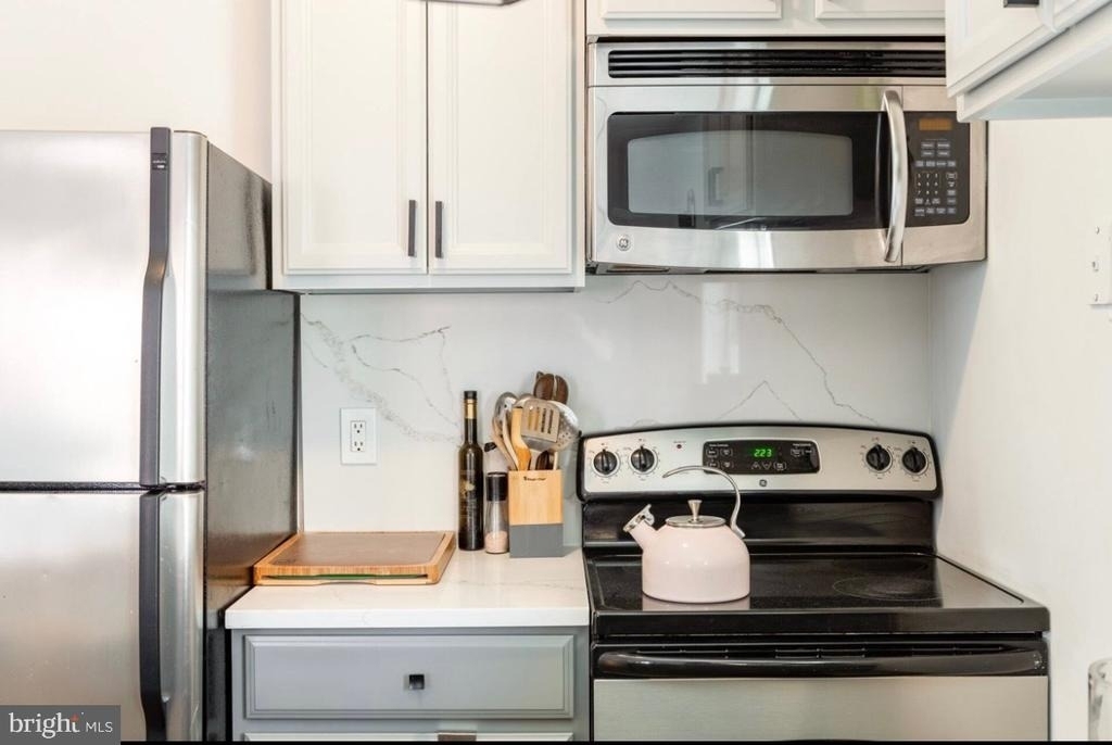 2119 N Street Nw - Photo 4