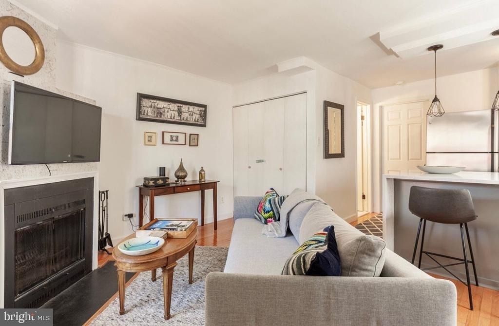2119 N Street Nw - Photo 5