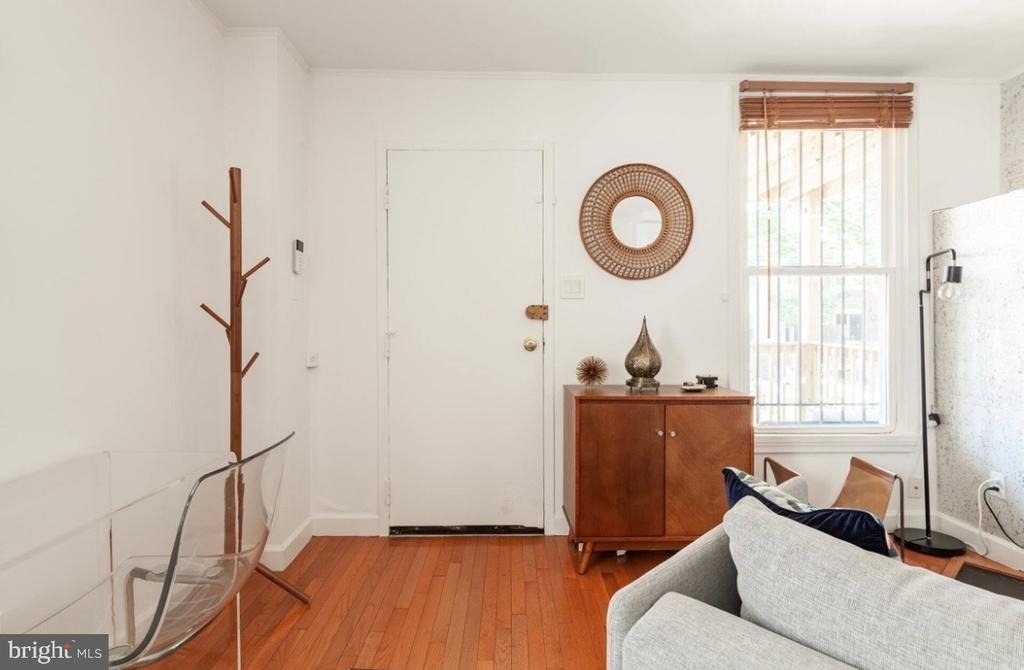 2119 N Street Nw - Photo 10