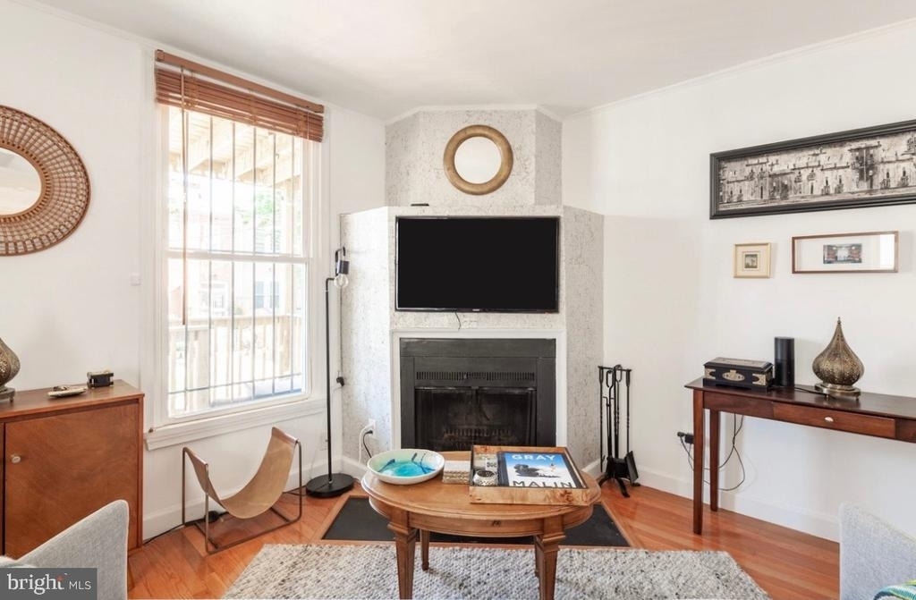 2119 N Street Nw - Photo 8