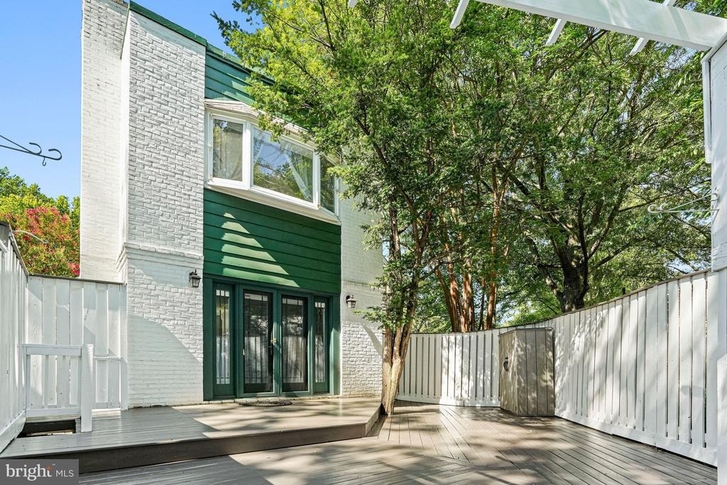 2749 Arizona Avenue Nw - Photo 33