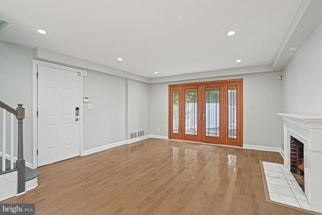 2749 Arizona Avenue Nw - Photo 6
