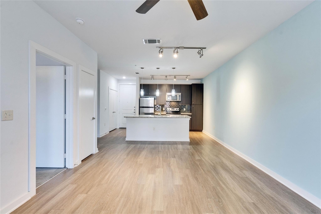 1900 Barton Springs Rd - Photo 6