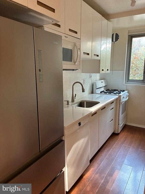 4200 Cathedral Avenue Nw - Photo 10