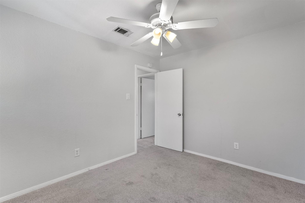 9809 Meadowheath Dr - Photo 20
