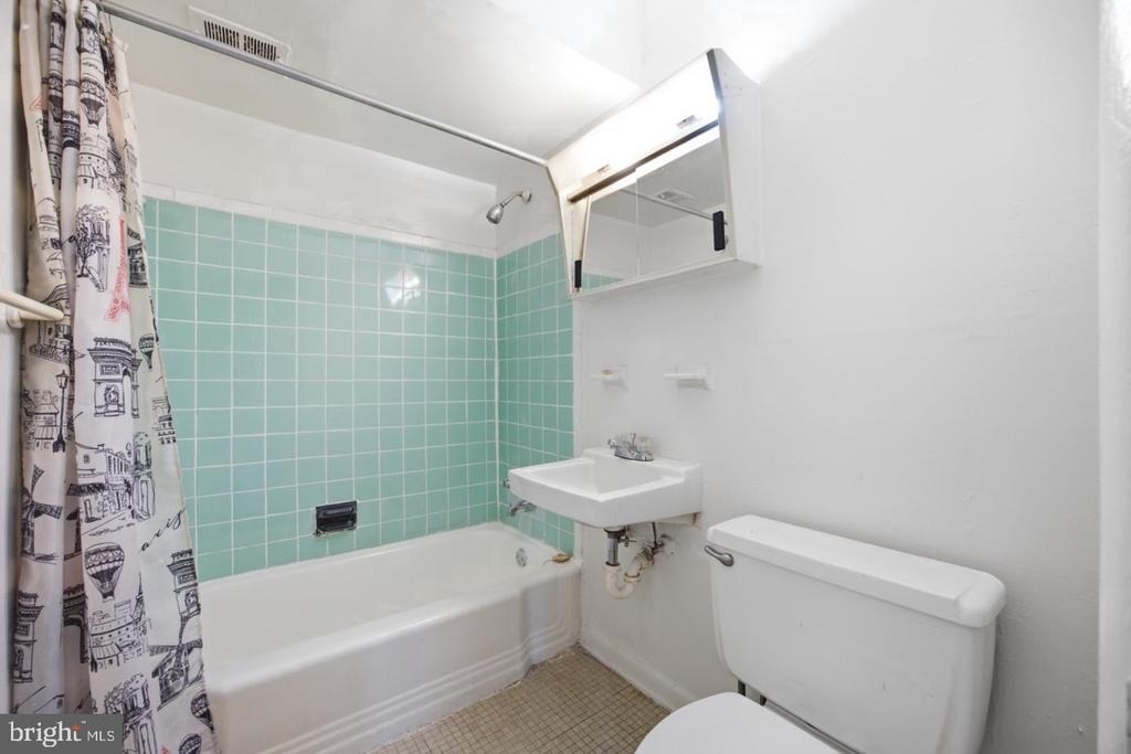 1307 Congress Street Se - Photo 11