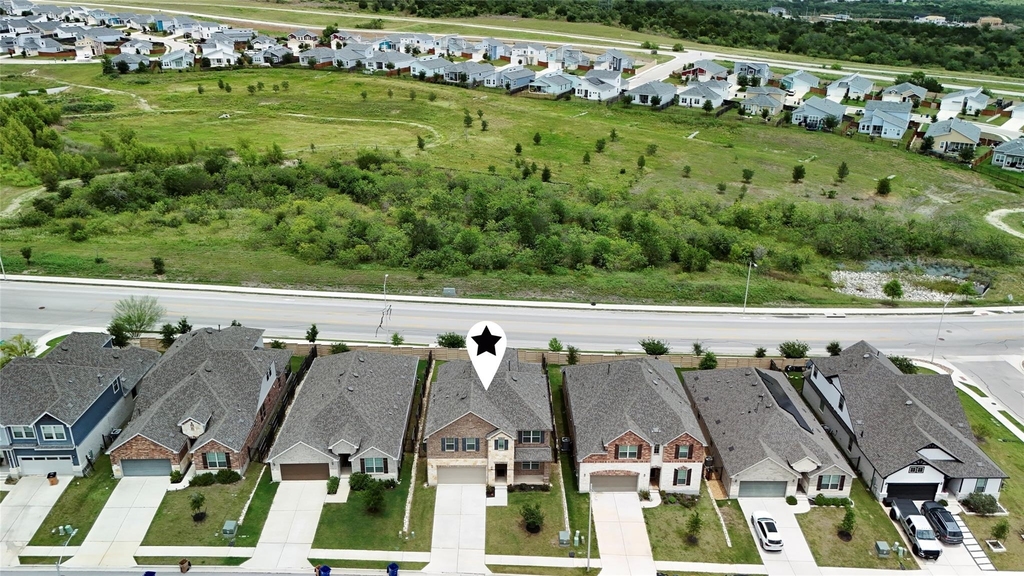 11007 Strawberry Roan Dr - Photo 0