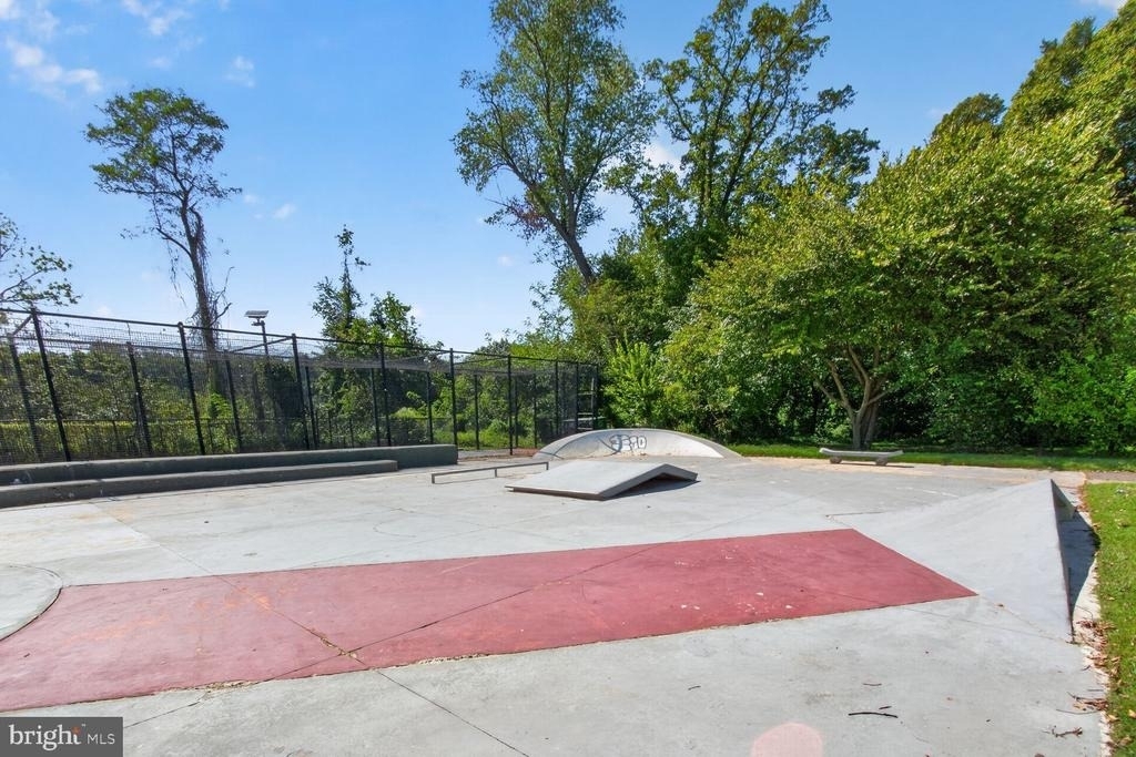 4929 Macarthur Boulevard Nw - Photo 34