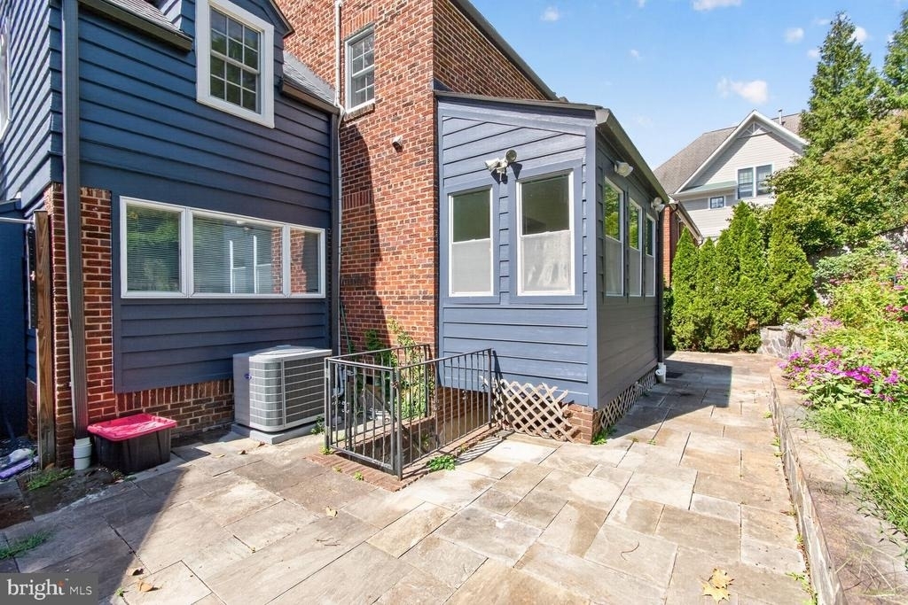 4929 Macarthur Boulevard Nw - Photo 25