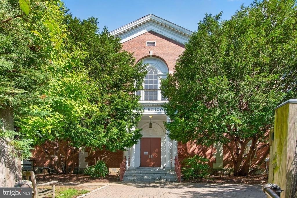 4929 Macarthur Boulevard Nw - Photo 26