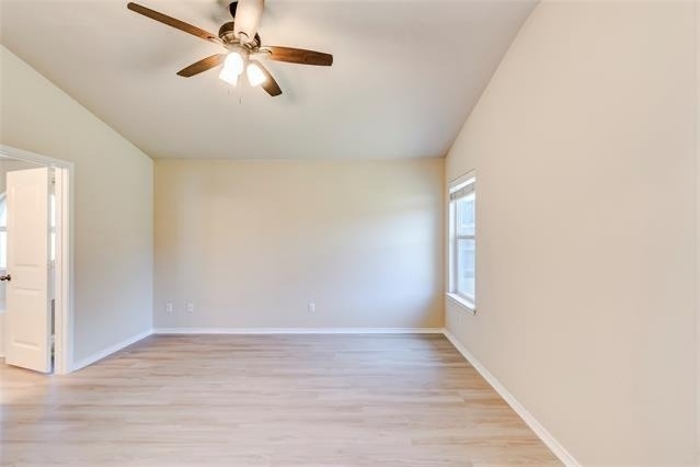 2701 Hearthsong Loop - Photo 18