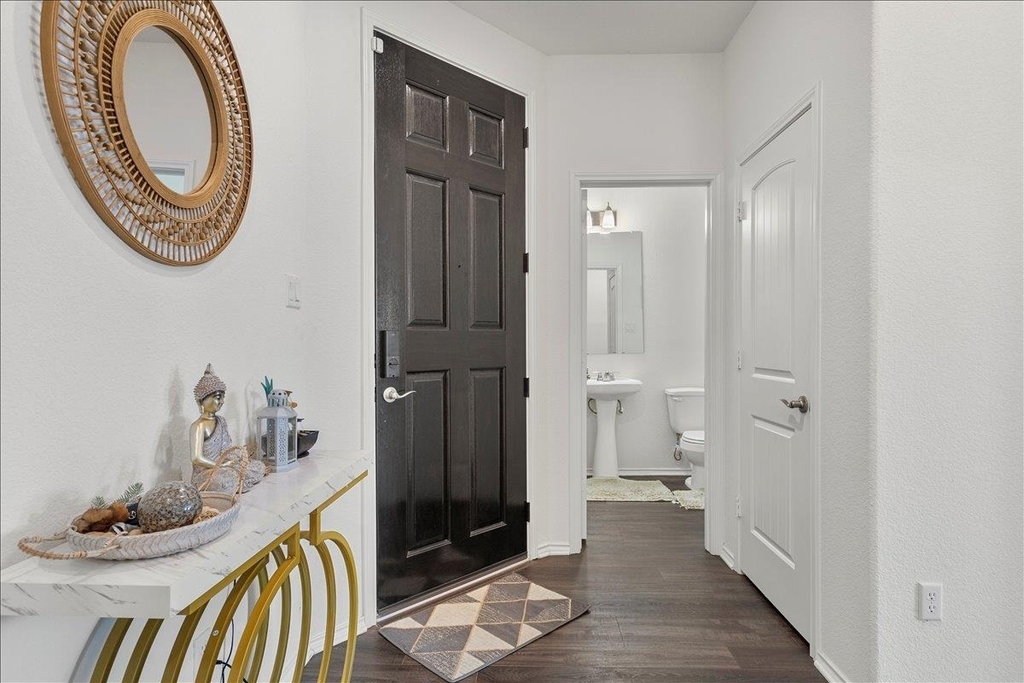 4531 Avellino Dr - Photo 5