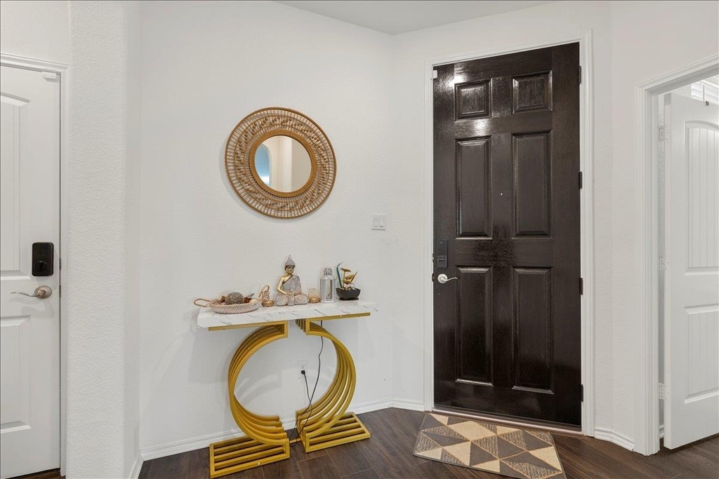 4531 Avellino Dr - Photo 4