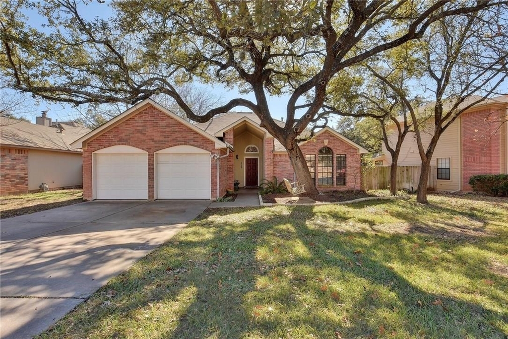 15811 De Peer Ave - Photo 2