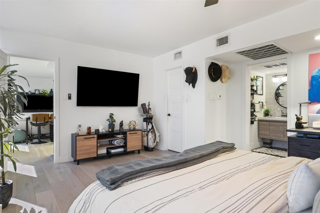 1212 Guadalupe St - Photo 20