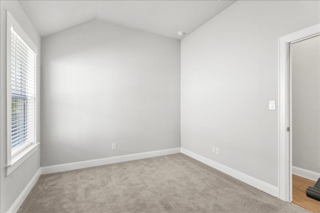 2605 Sam Bass Rd - Photo 22