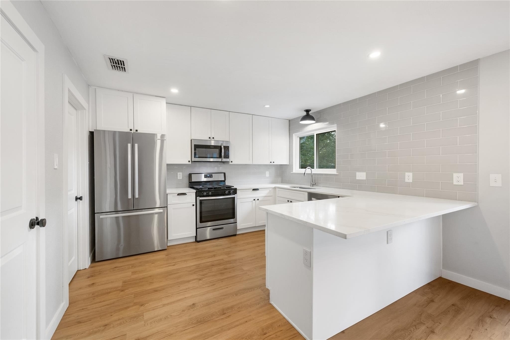 7505 Burly Oak Cir - Photo 6