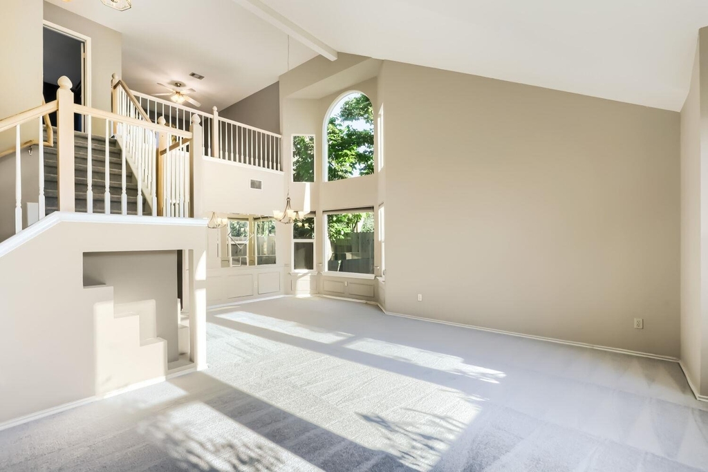 17204 Village Glen Rd - Photo 2