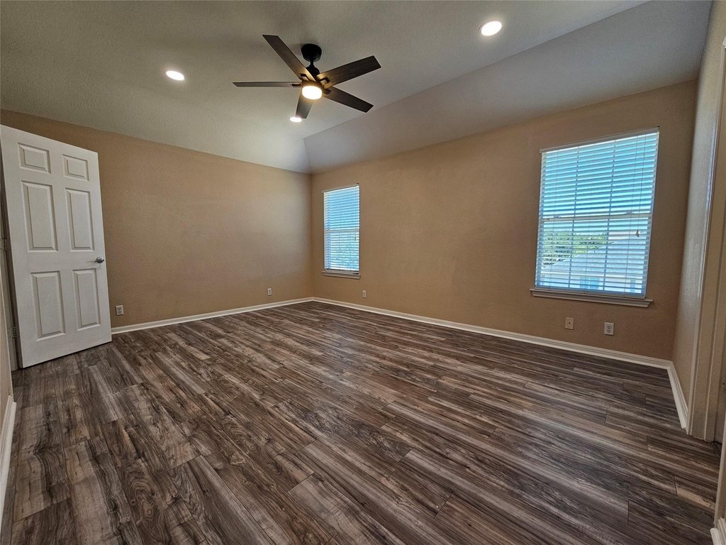 19001 Leigh Ln - Photo 18