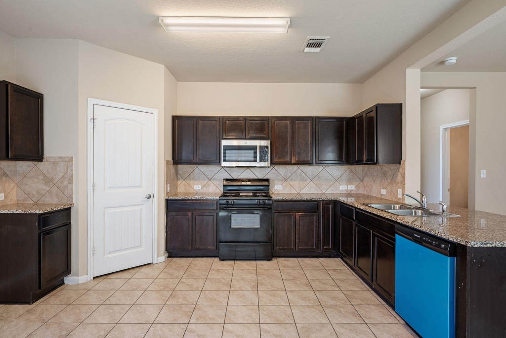 231 Northern Flicker St - Photo 9