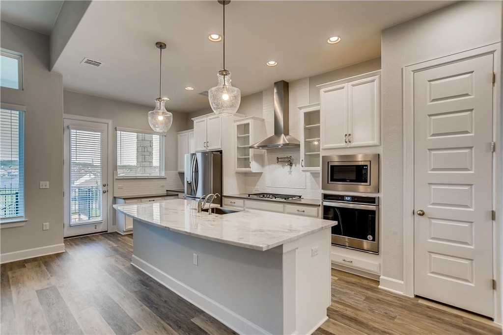 7112 Poulain Dr - Photo 6