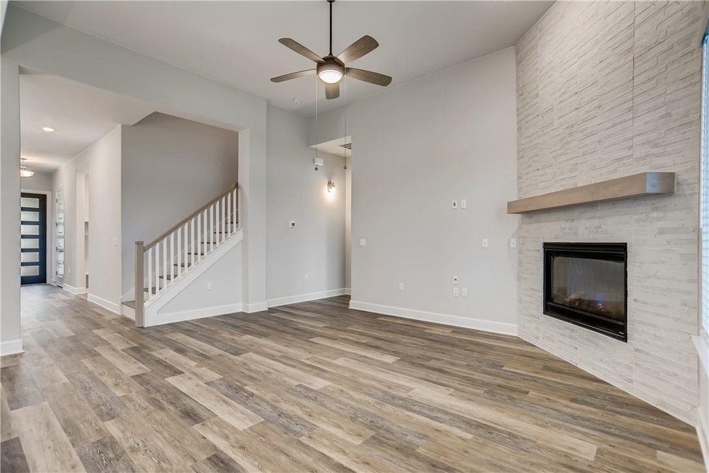 7112 Poulain Dr - Photo 9