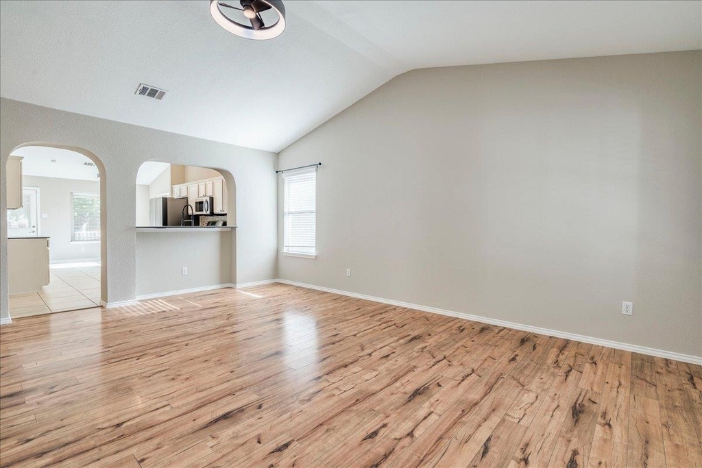 175 Wetzel - Photo 7