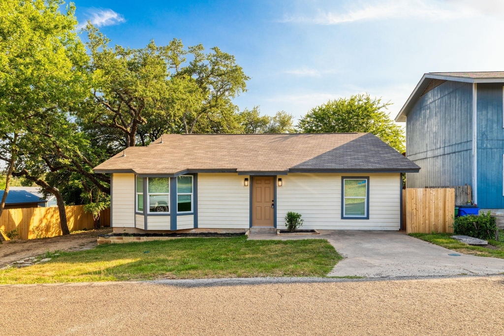 10808 Ridgeway St - Photo 0