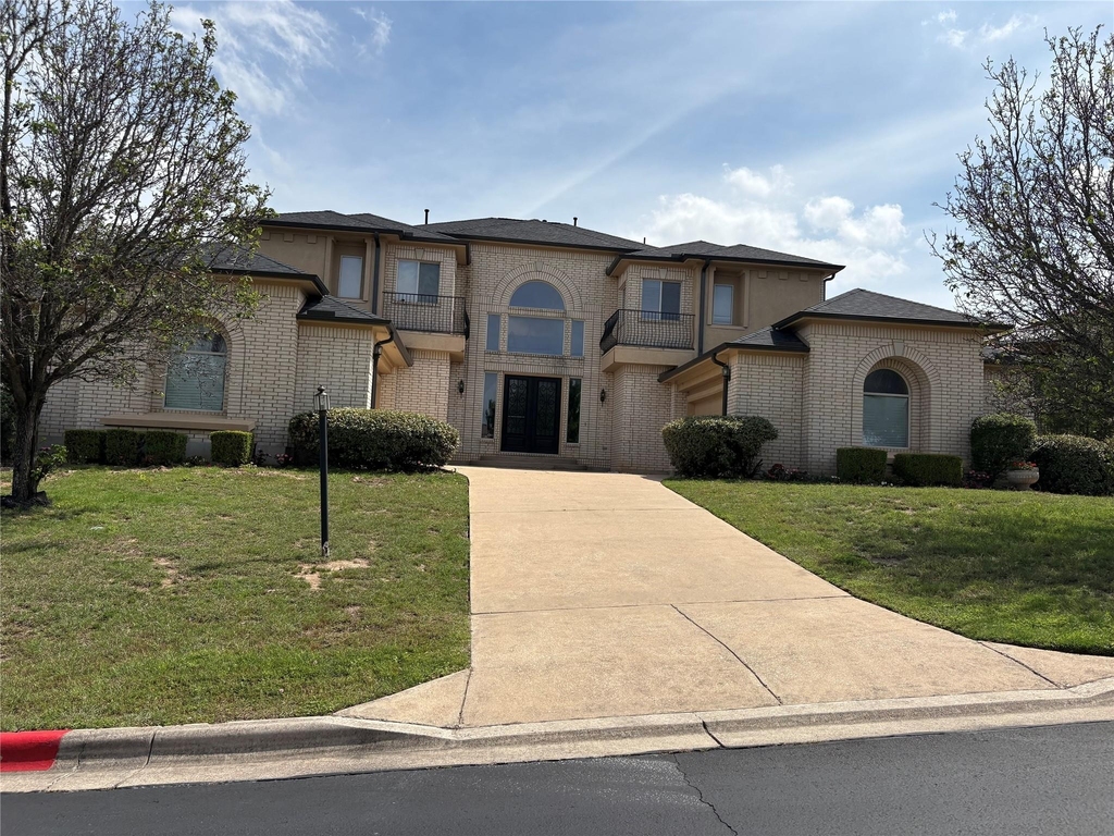 404 Aria Dr - Photo 1