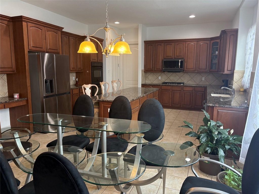 404 Aria Dr - Photo 6