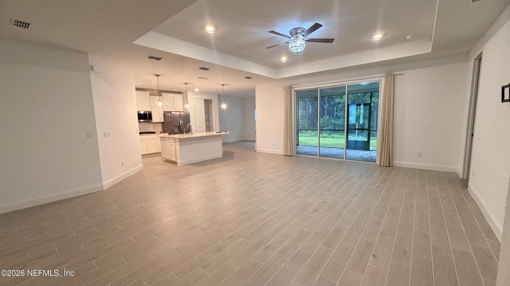 282 Higgins Loop - Photo 3
