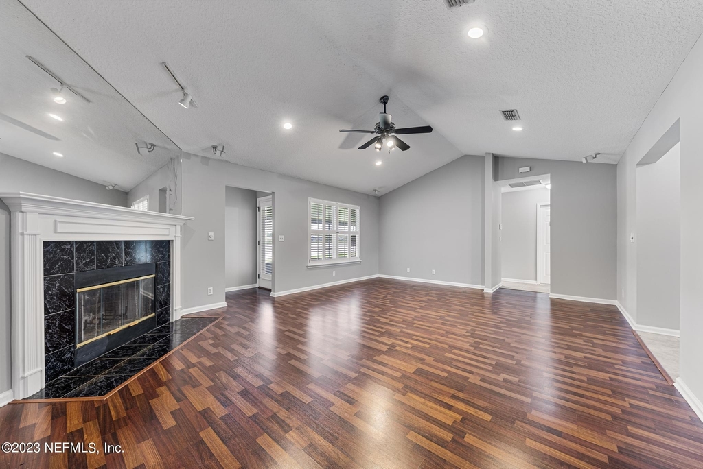 13021 Chets Creek Drive S - Photo 7