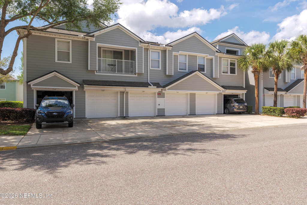 7060 Deer Lodge Circle - Photo 0