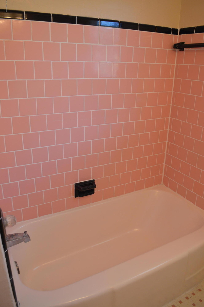 803 Acosta Street - Photo 8