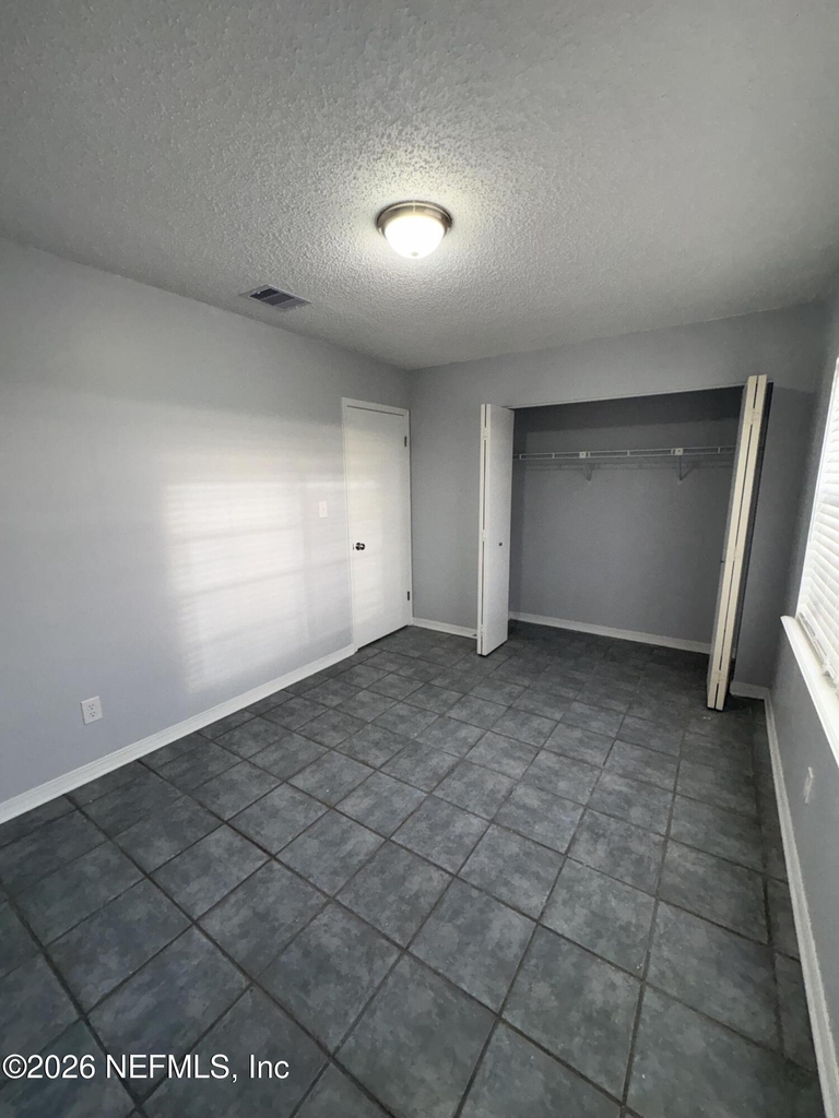 12948 Gillespie Avenue - Photo 13