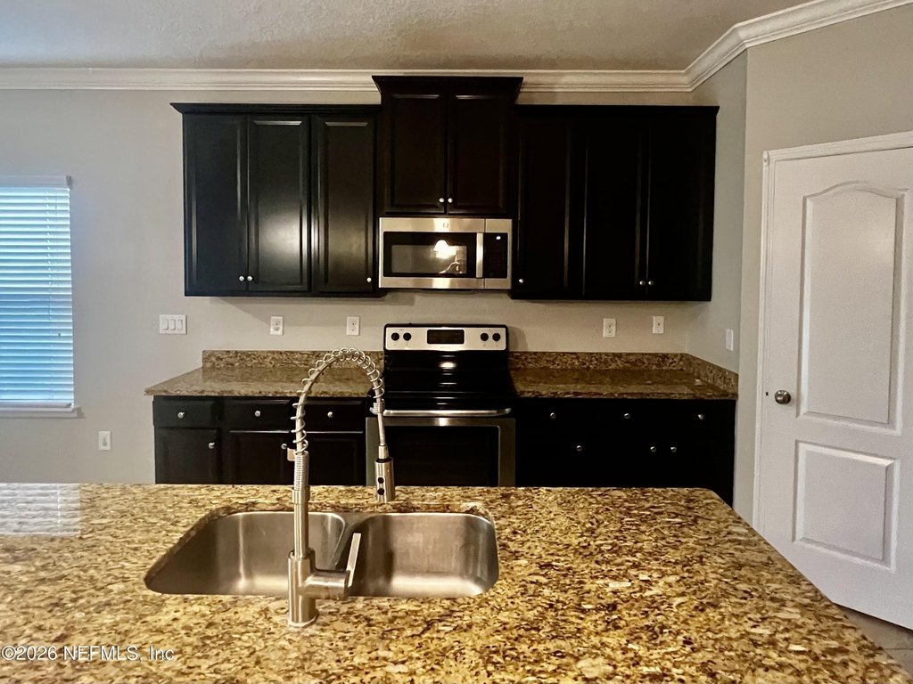 174 Asbury Hill Court - Photo 10