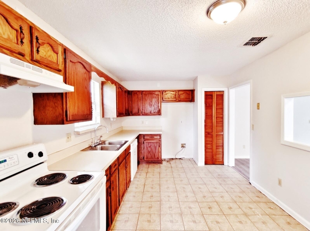 8371 Cross Timbers Drive E - Photo 2