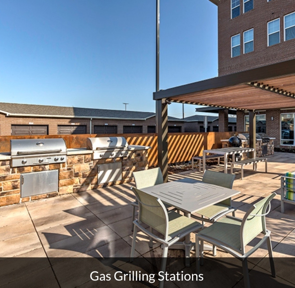690 E Algonquin Road - Photo 22