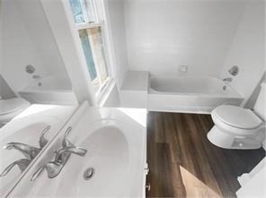 688 Stratford Green - Photo 14