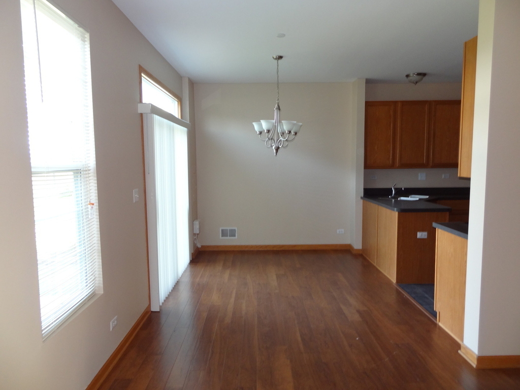 191 Willoughby Court - Photo 4