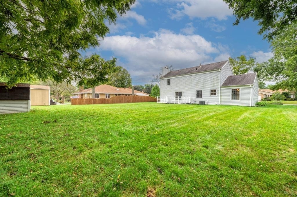 1102 Country Drive - Photo 35