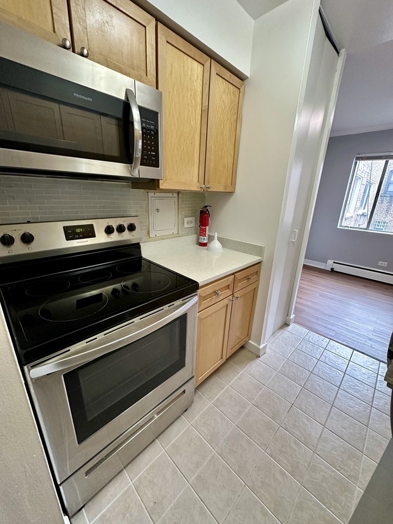 7120 N Sheridan Road - Photo 5