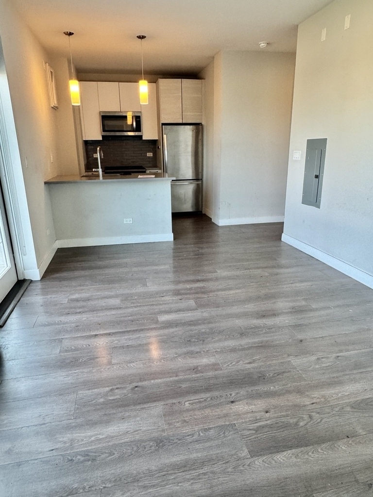 2407 W Eastwood Avenue - Photo 7