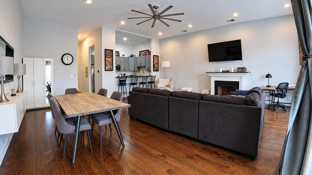 125 S Western Avenue - Photo 2