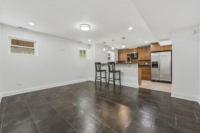 7733 N Marshfield Avenue - Photo 1