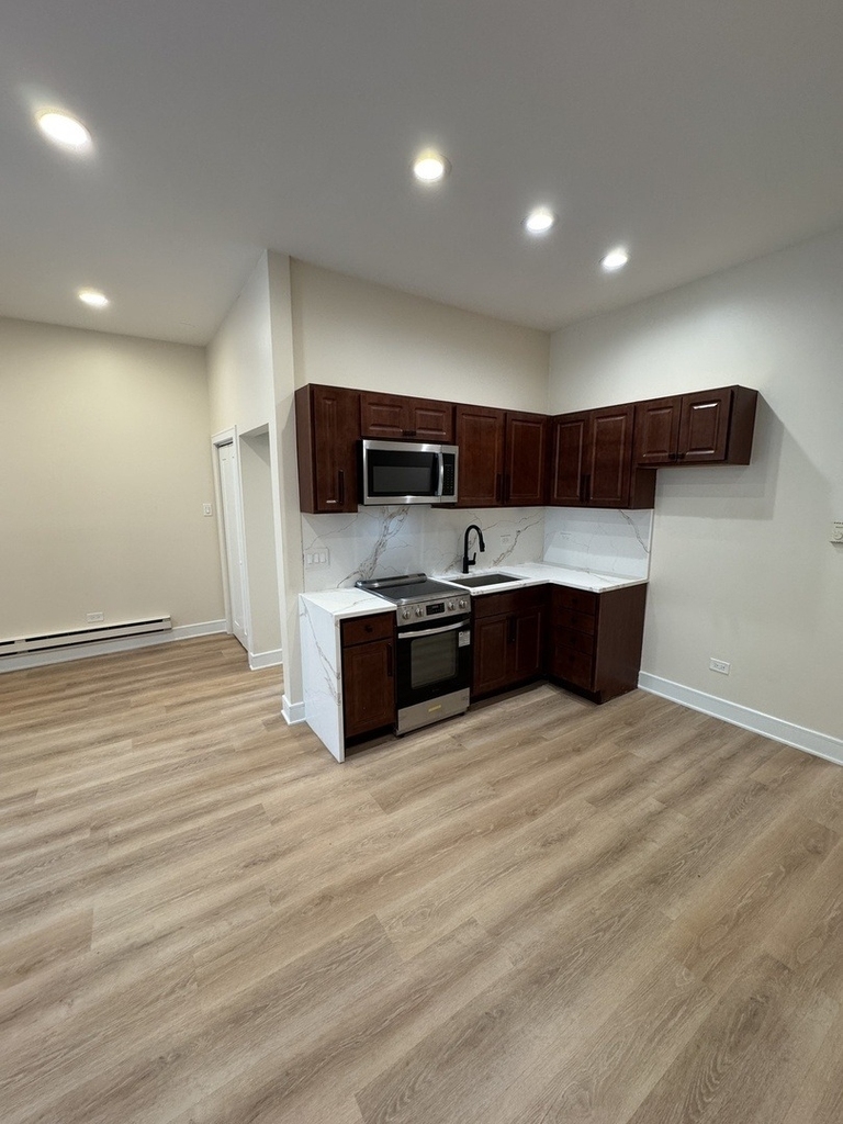 444 N State Street - Photo 4