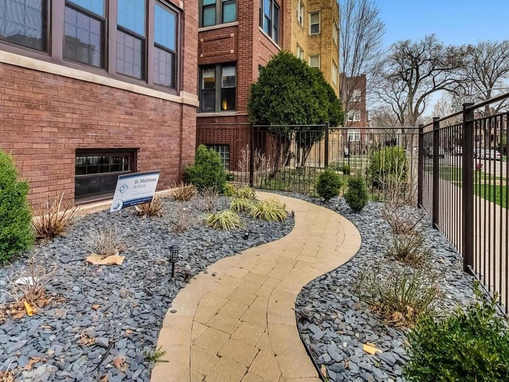 4850 N Albany Avenue - Photo 1