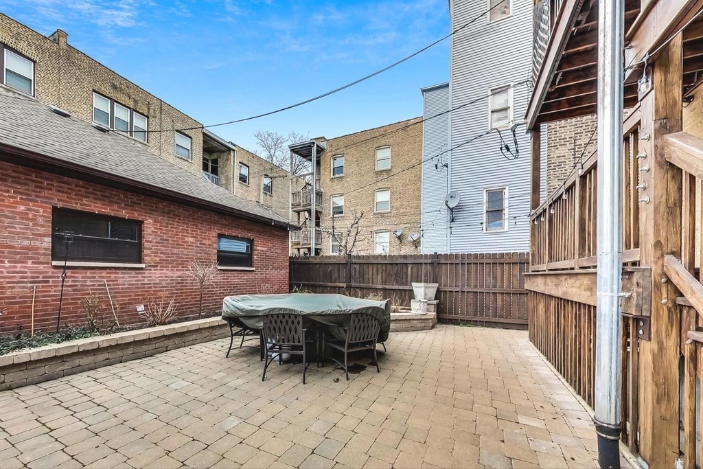 4850 N Albany Avenue - Photo 24