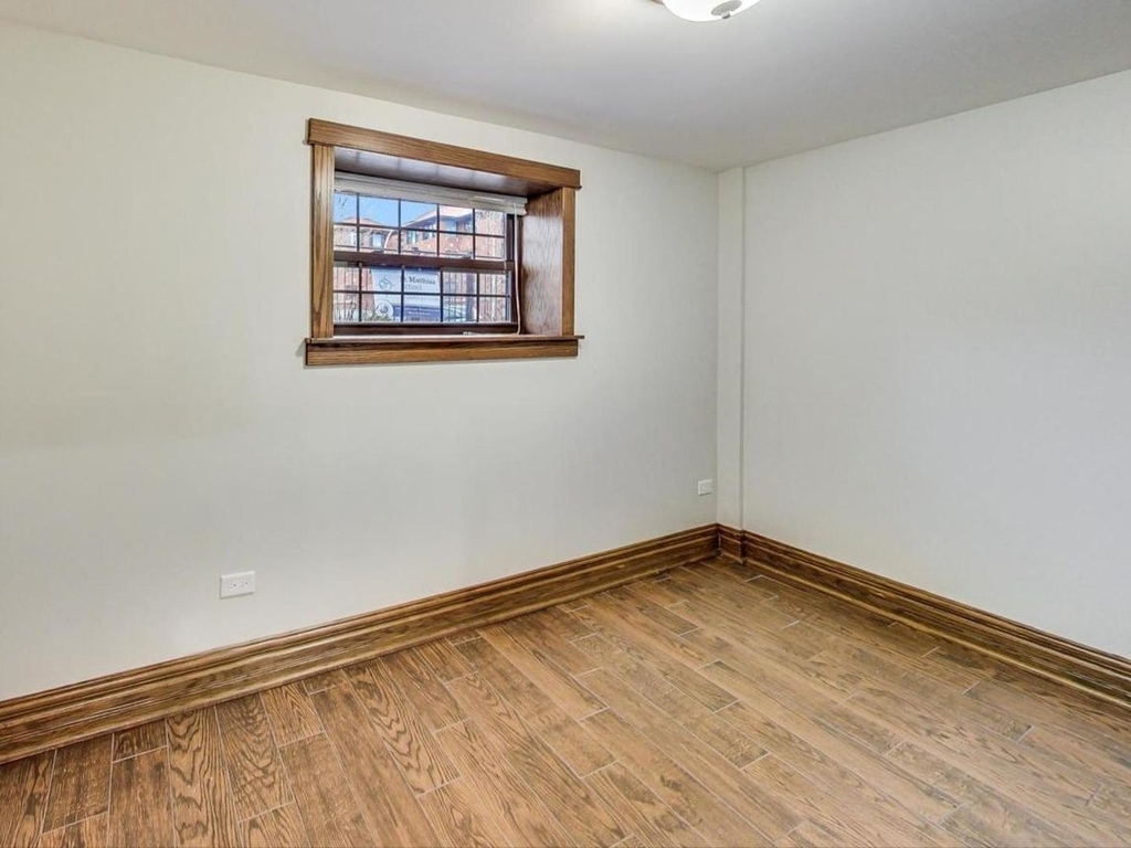 4850 N Albany Avenue - Photo 19